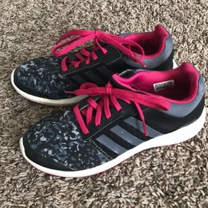 Girls Adidas Ortholite sneakers non marking 2.5